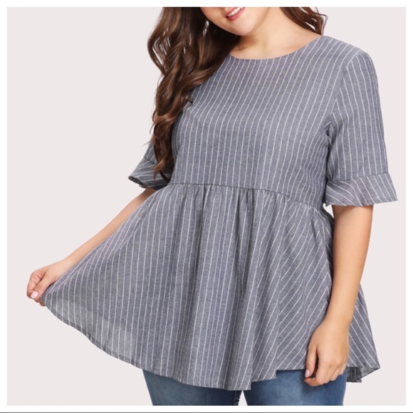 PLUS SIZE PINSTRIPED TOP! - Picture 5 of 5